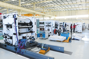 静海区加大扶持力度，推动六大主导产业加速发展